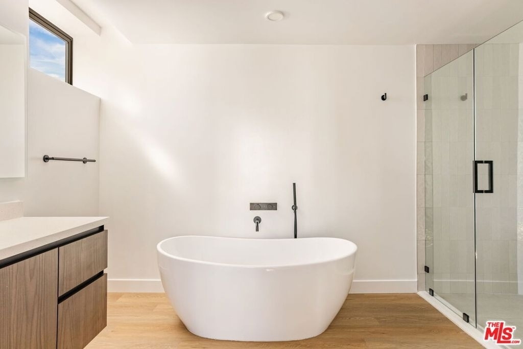 2361 Fox Hills Drive - Photo 14