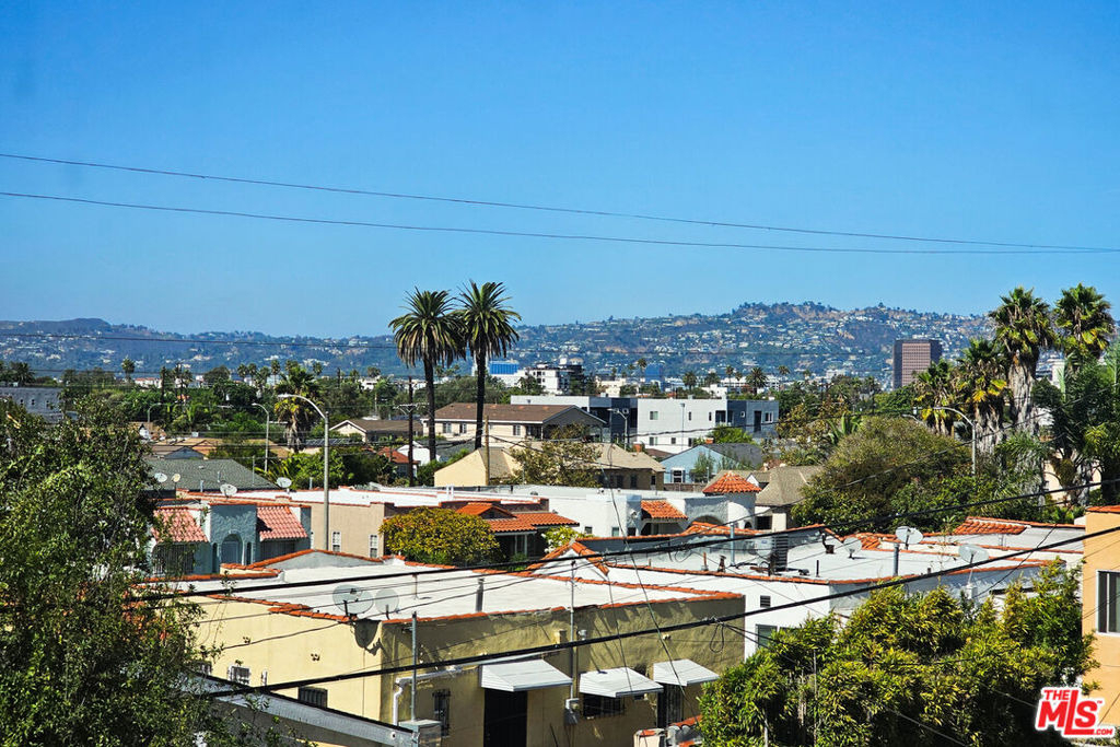 1921 1/2 Carmona Avenue - Photo 20