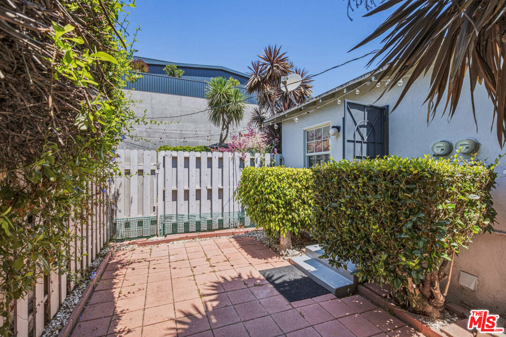 4177 Ince Boulevard - Photo 7