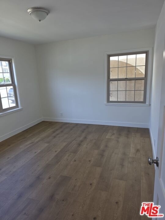 945 S Bedford Street - Photo 11