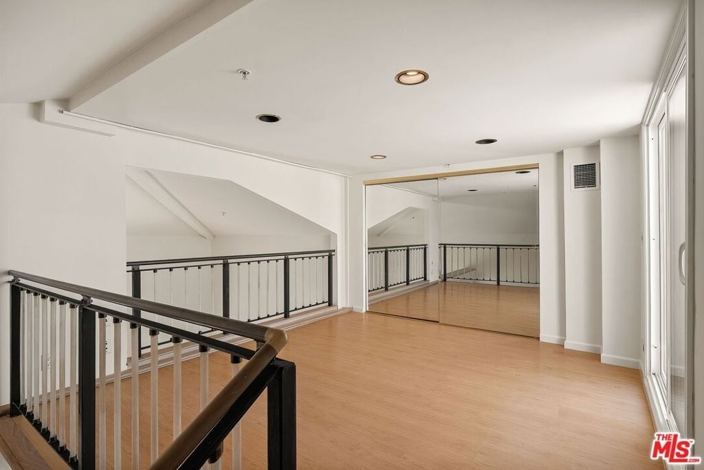 923 Euclid Street - Photo 15