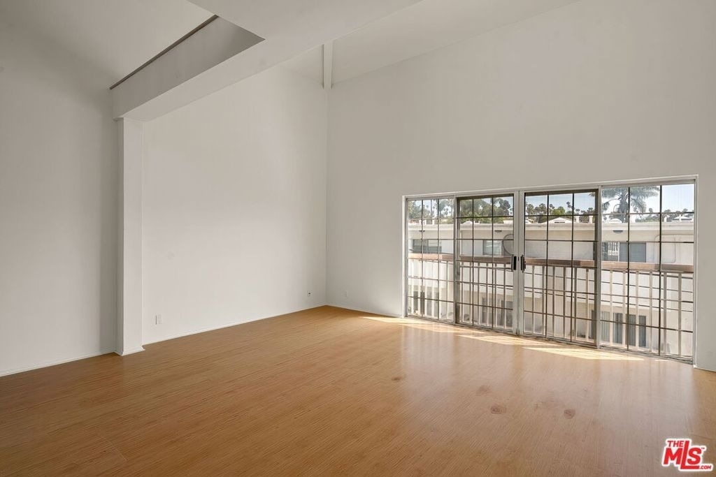 923 Euclid Street - Photo 7
