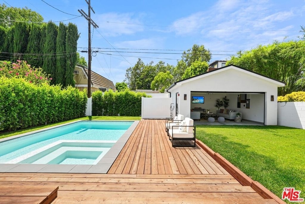 4153 Vantage Avenue - Photo 53