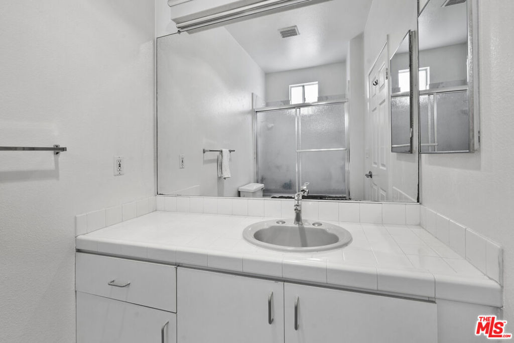 1200 S Corning Street - Photo 20
