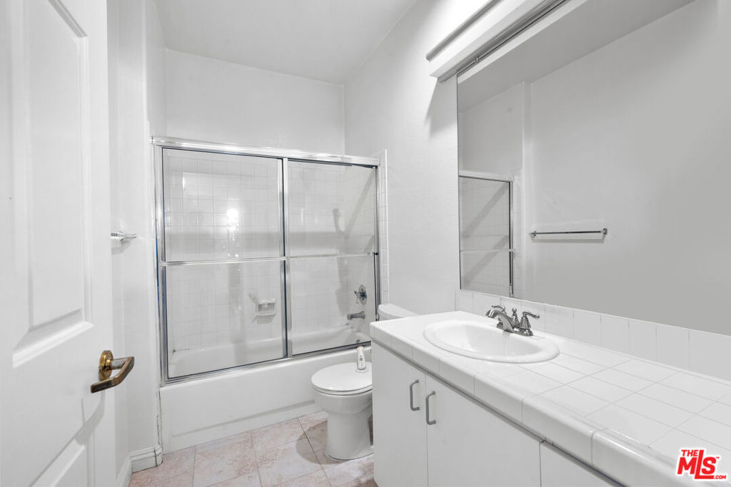 1200 S Corning Street - Photo 19