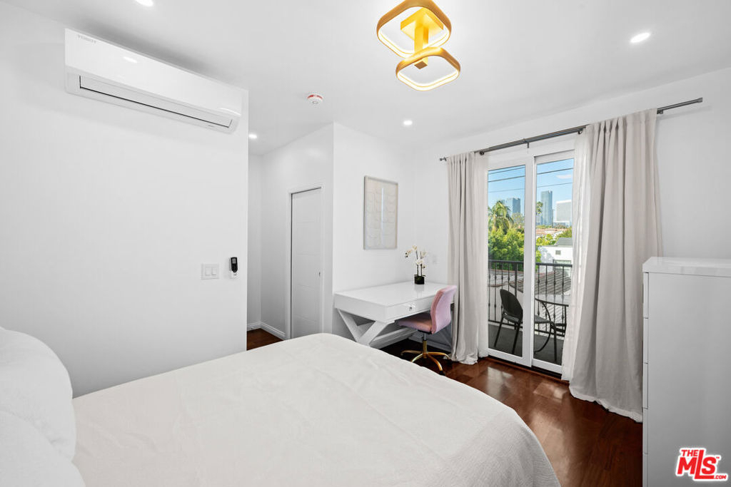 10623 W Olympic Boulevard - Photo 12
