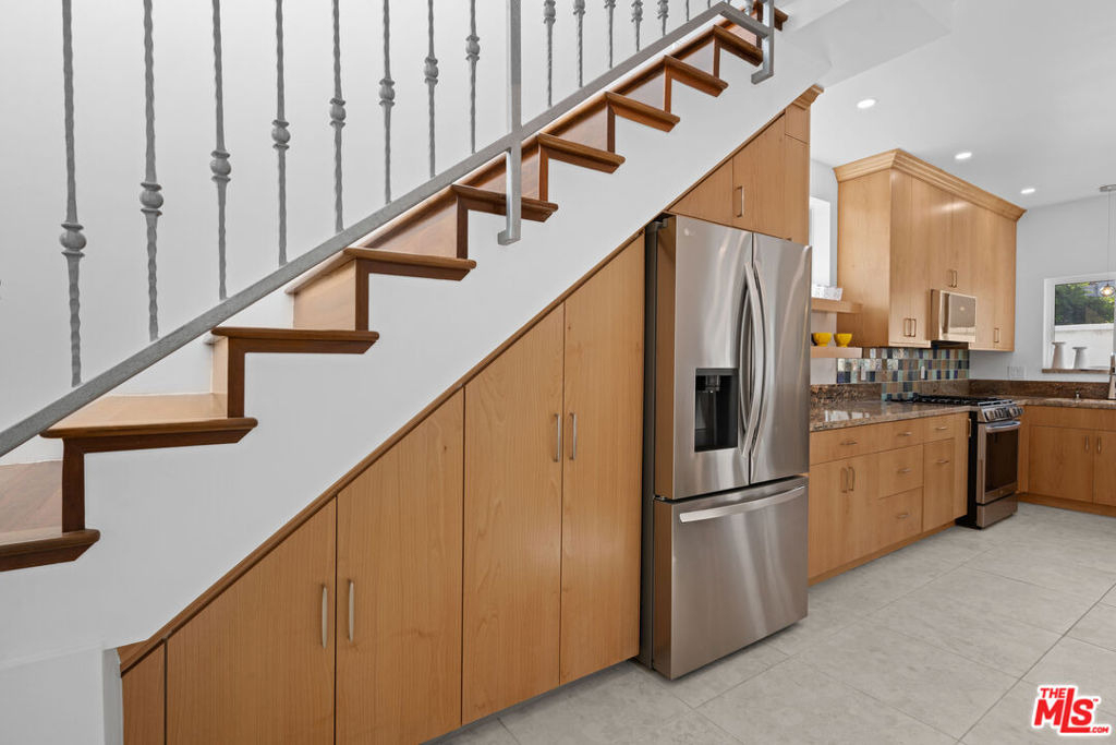 10623 W Olympic Boulevard - Photo 7