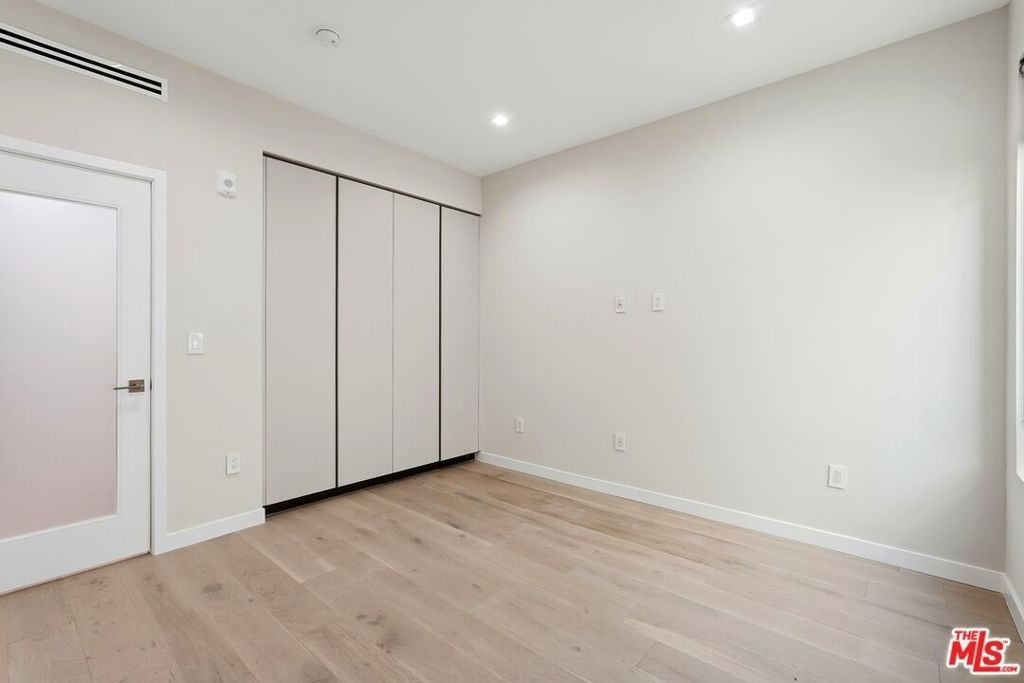 1006 Hancock Avenue - Photo 11