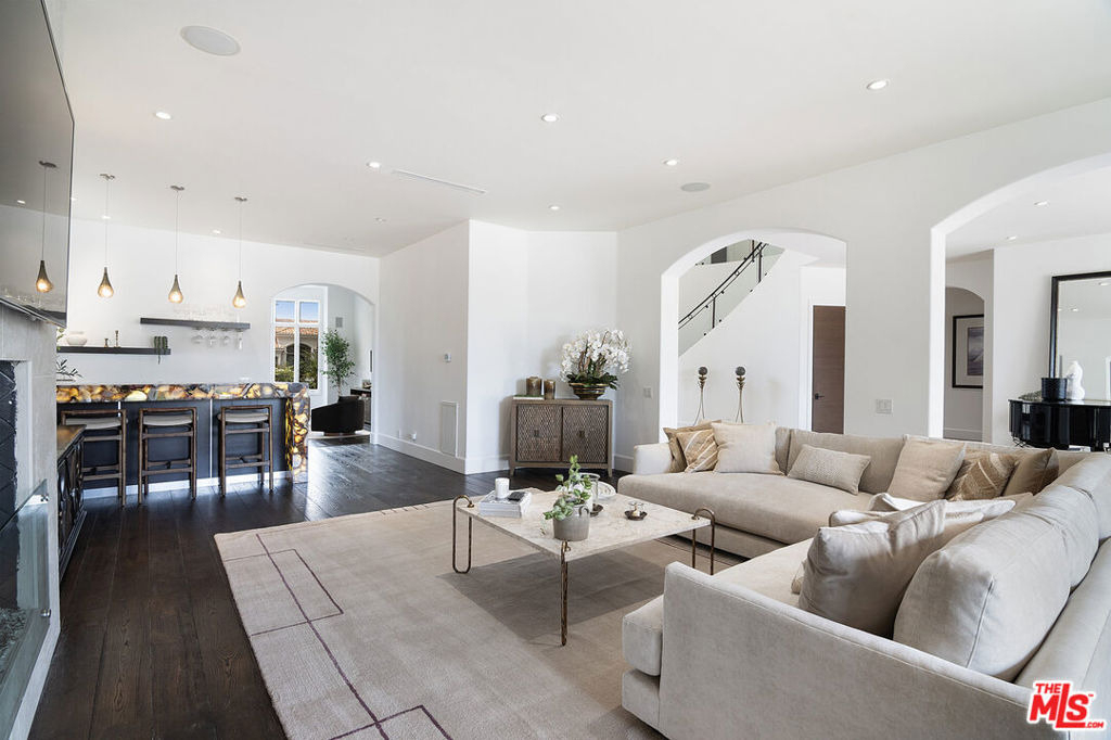 25522 Colette Way - Photo 5