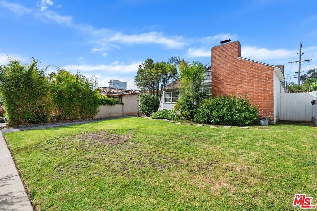 1019 Amherst Avenue - Photo 27