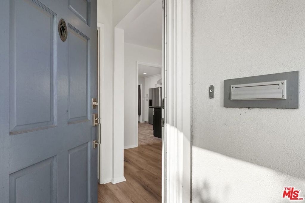 1019 Amherst Avenue - Photo 1