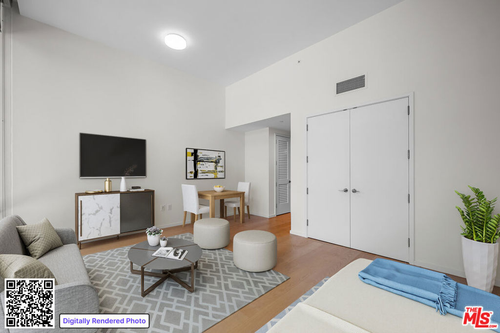 877 Francisco Street - Photo 8