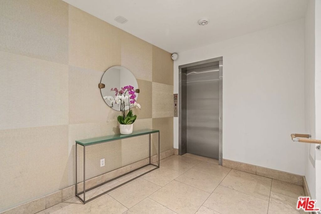 1440 Veteran Avenue - Photo 39