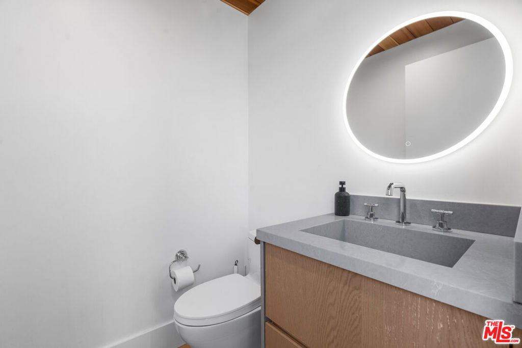 656 California Avenue - Photo 13