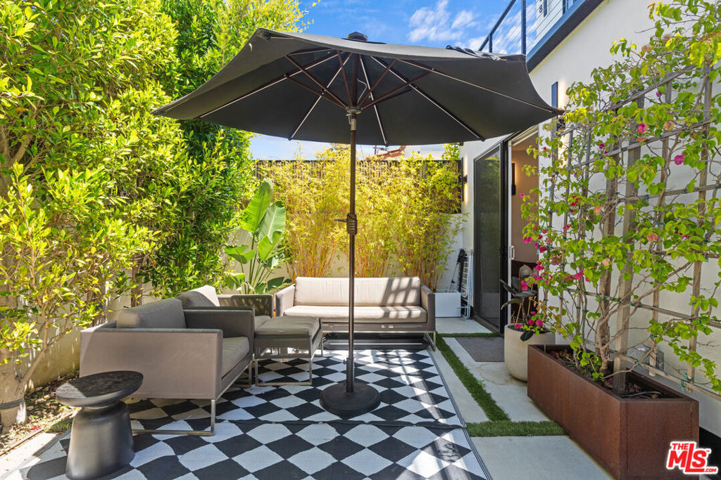 656 California Avenue - Photo 4
