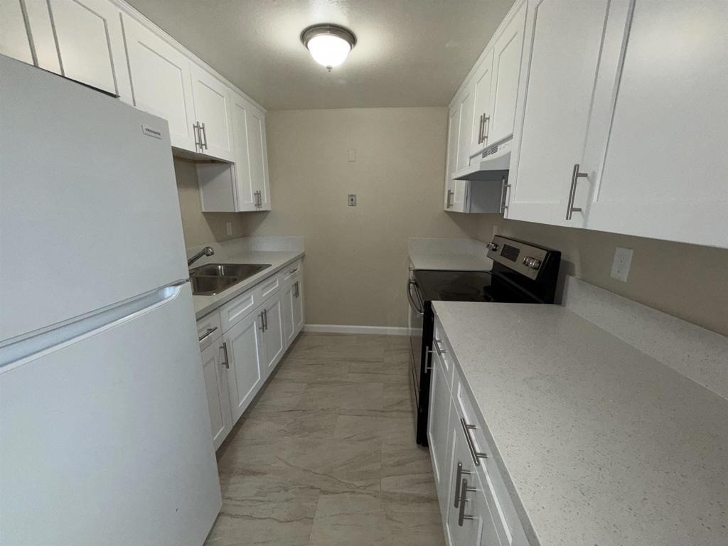 12609 Robison - Photo 2