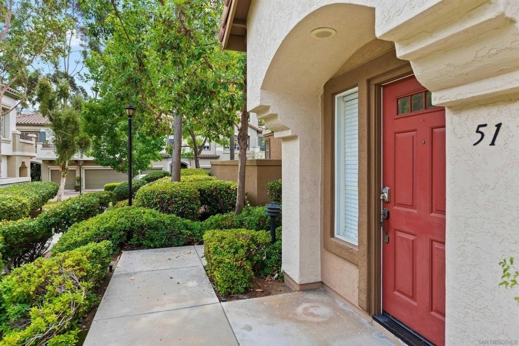 12488 Heatherton Ct - Photo 4