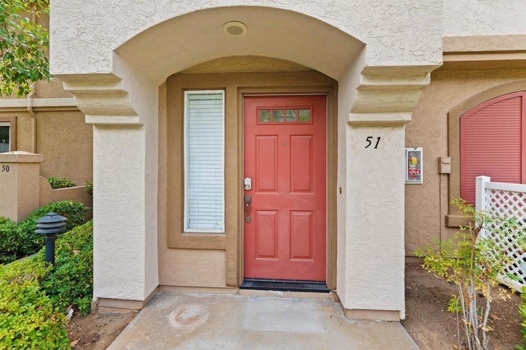 12488 Heatherton Ct - Photo 3