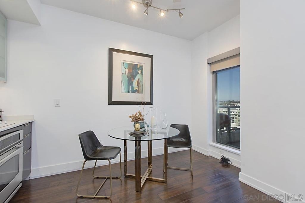 575 6th Ave - Photo 5