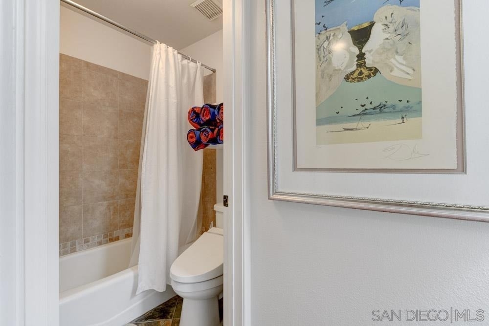 600 N The Strand - Photo 10