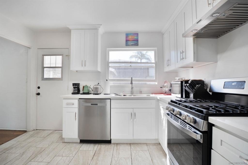 7203 Blackton - Photo 1