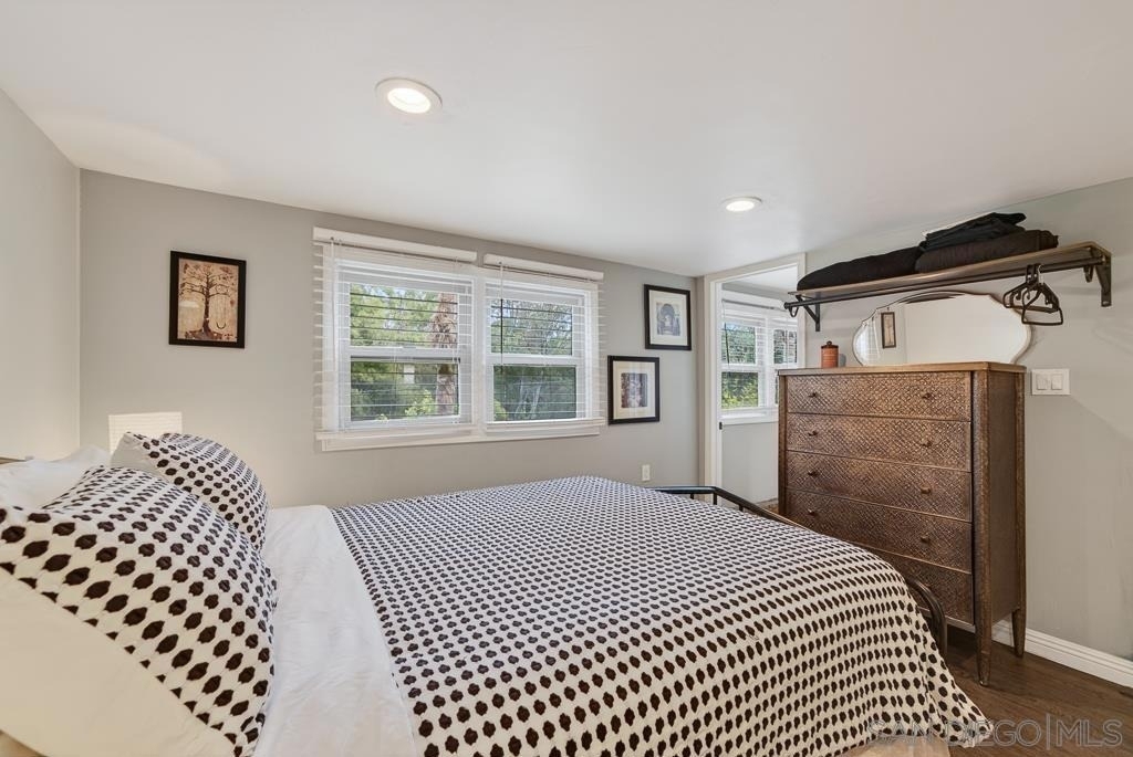 5438 Gilbert Dr - Photo 16