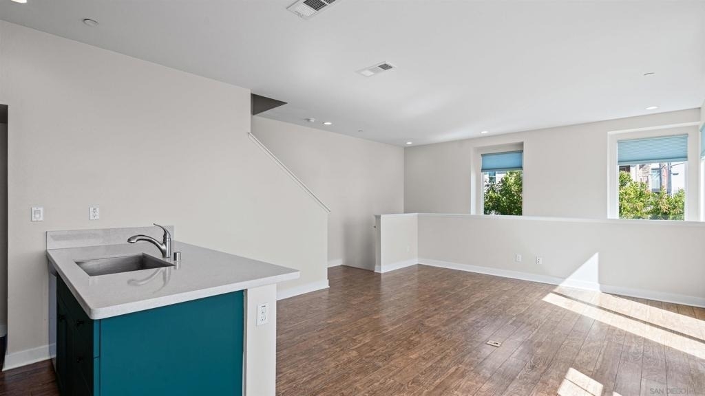 438 S Cleveland St - Photo 8