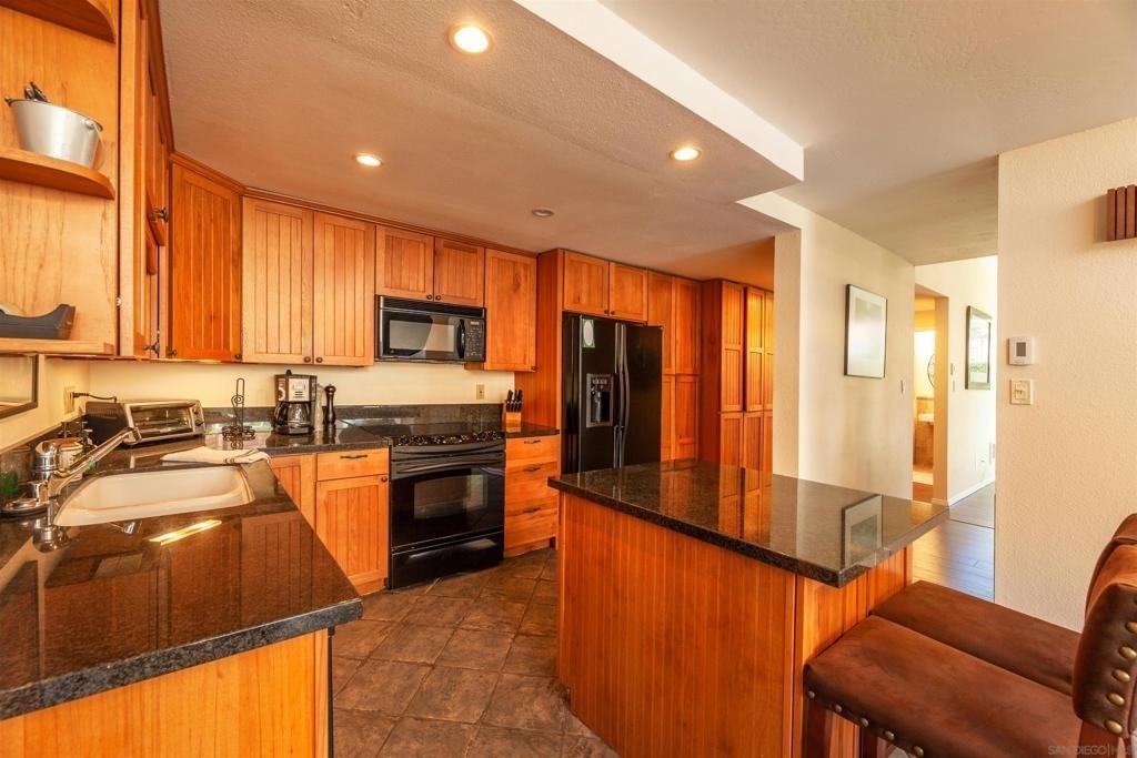 325 S Sierra - Photo 5