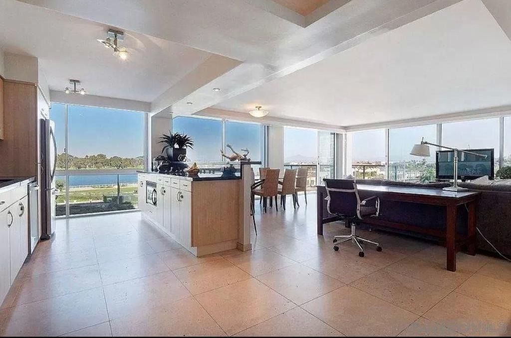 1770 Avenida Del Mundo - Photo 5