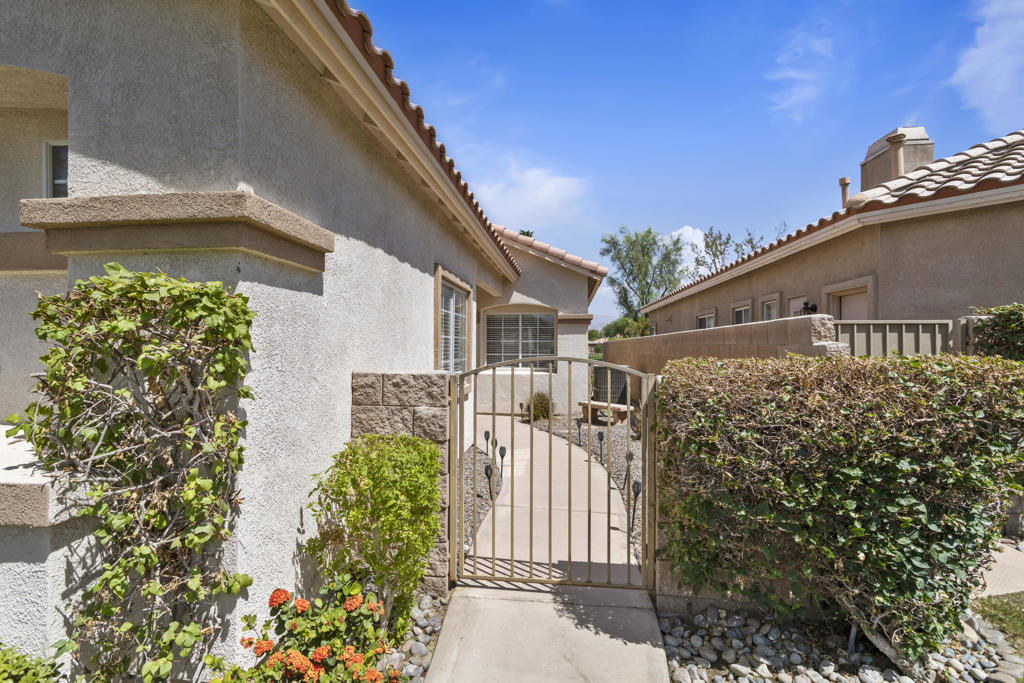 80162 Pebble Beach Drive - Photo 2