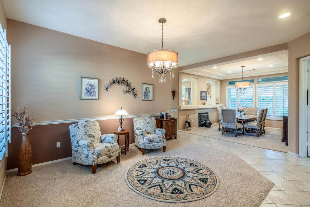 80571 Hoylake Drive - Photo 2
