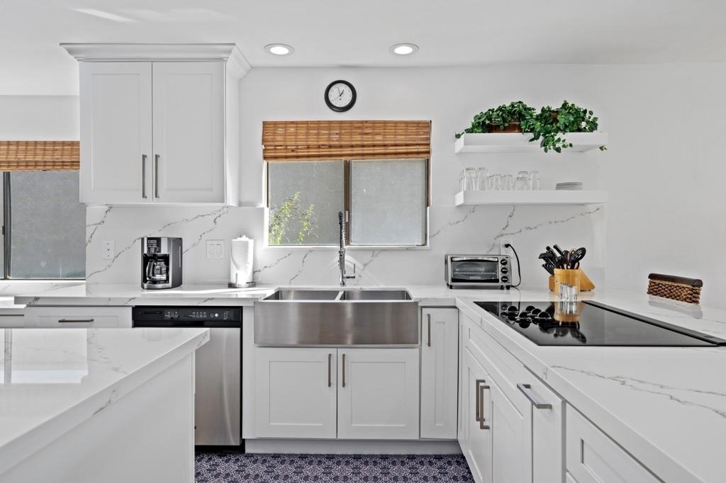 35018 Mission Hills Drive - Photo 5