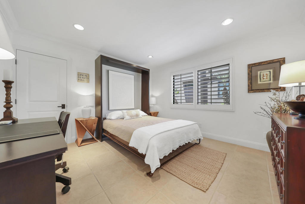 76570 Hollyhock Drive - Photo 13