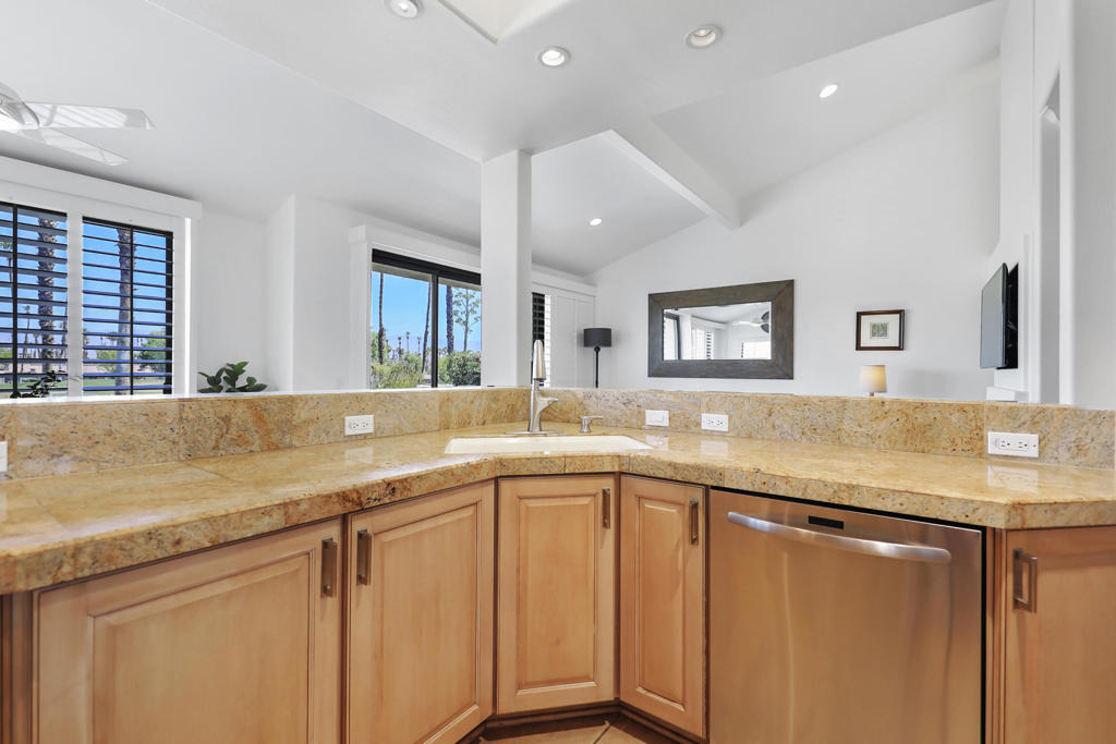 76570 Hollyhock Drive - Photo 11