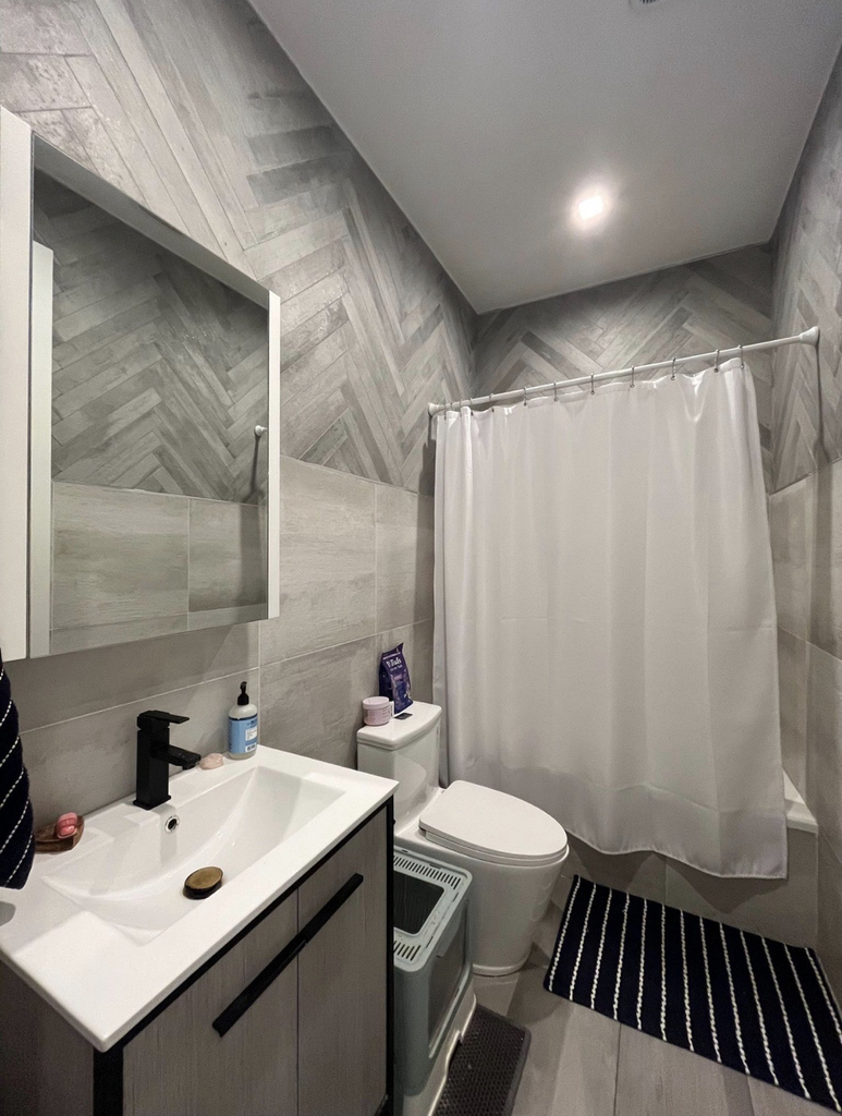 1009 Willoughby Avenue - Photo 13