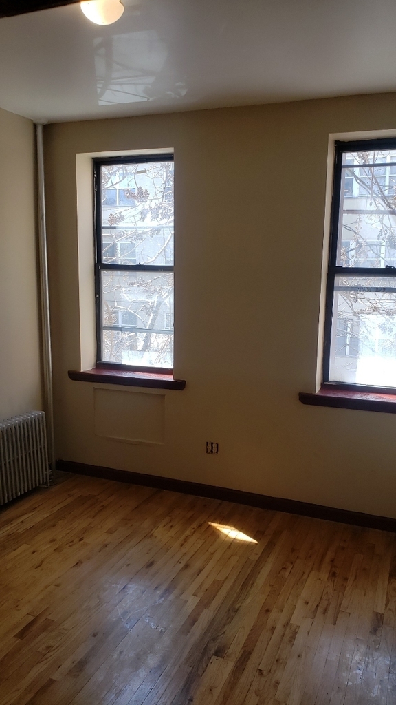Bedford Stuyvesant - Photo 2