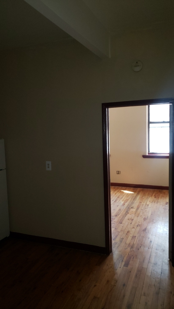 Bedford Stuyvesant - Photo 3