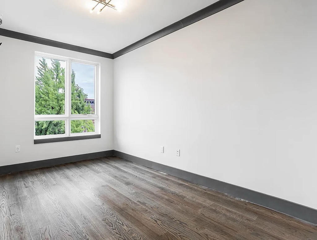 1078 Bergen Street - Photo 7
