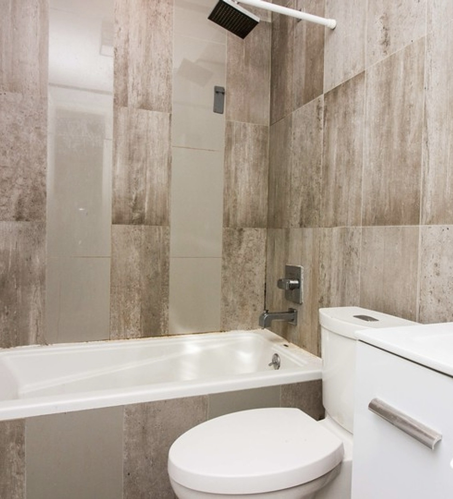 462 Pulaski Street - Photo 8