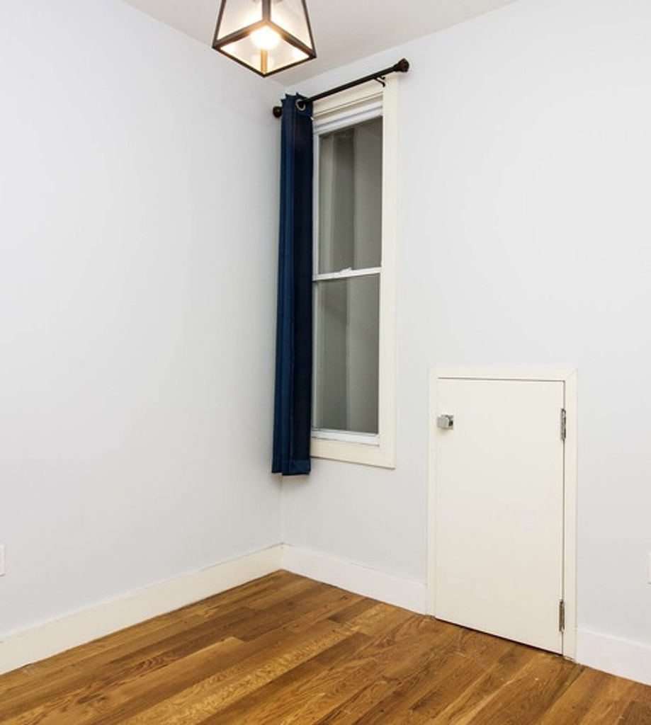 462 Pulaski Street - Photo 9