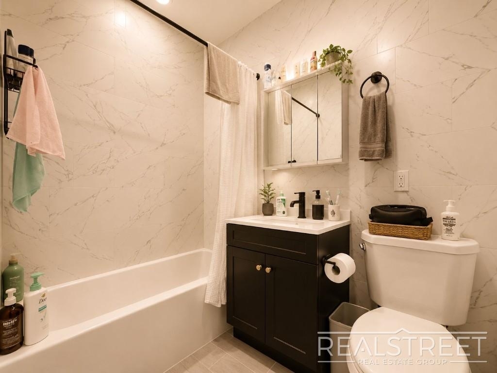 350 Vernon Avenue - Photo 7