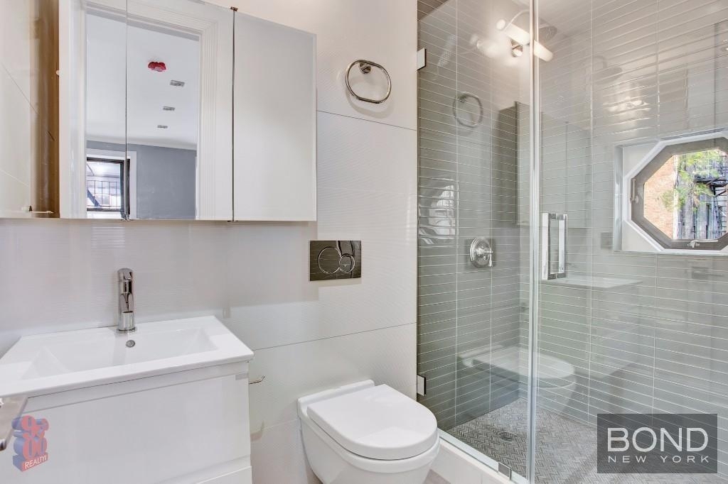 East 26th Street - Photo 11