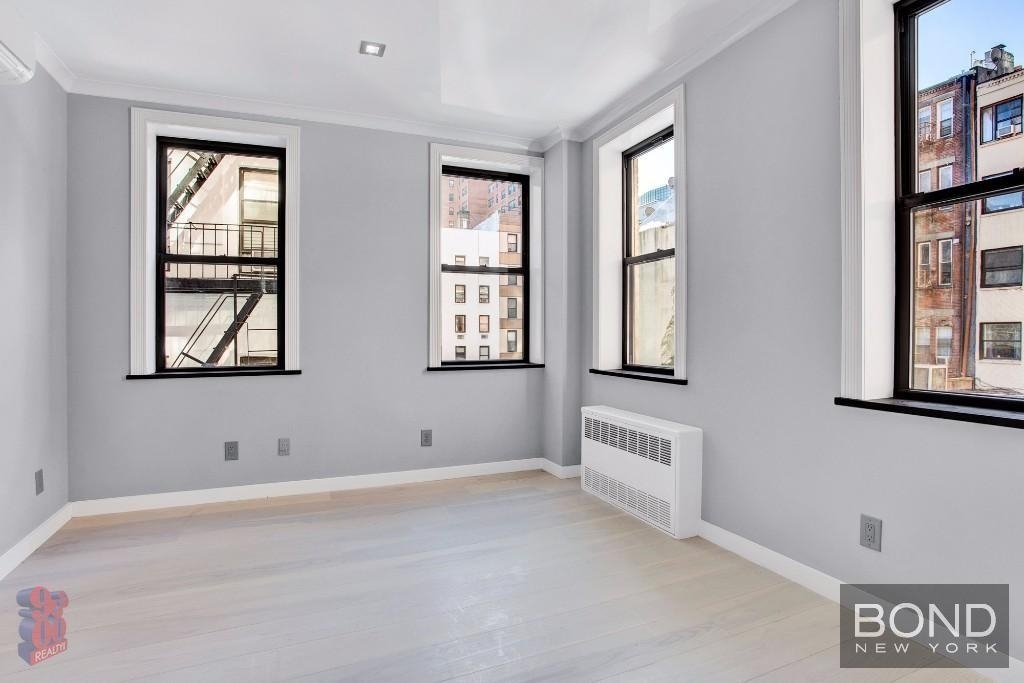 East 26th Street - Photo 13