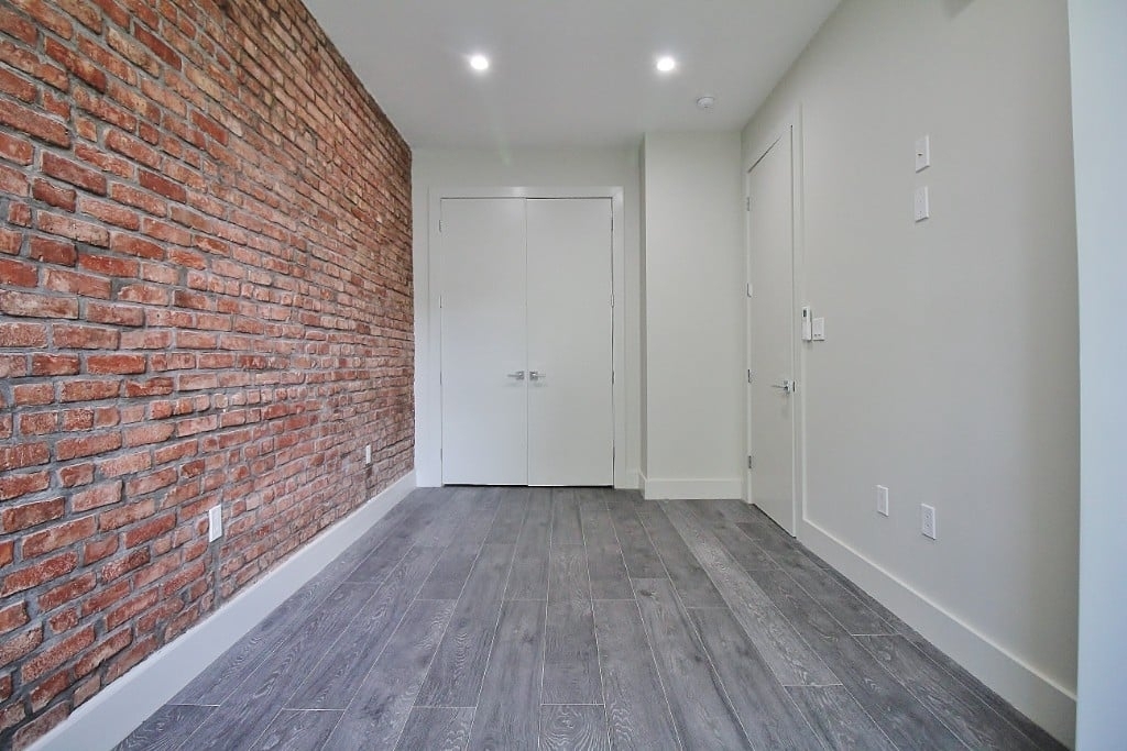 2517 Bedford Ave. - Photo 7