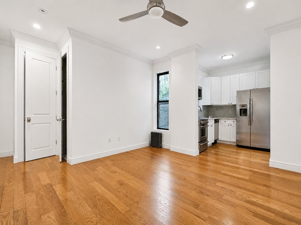 Ocean Parkway - Photo 1