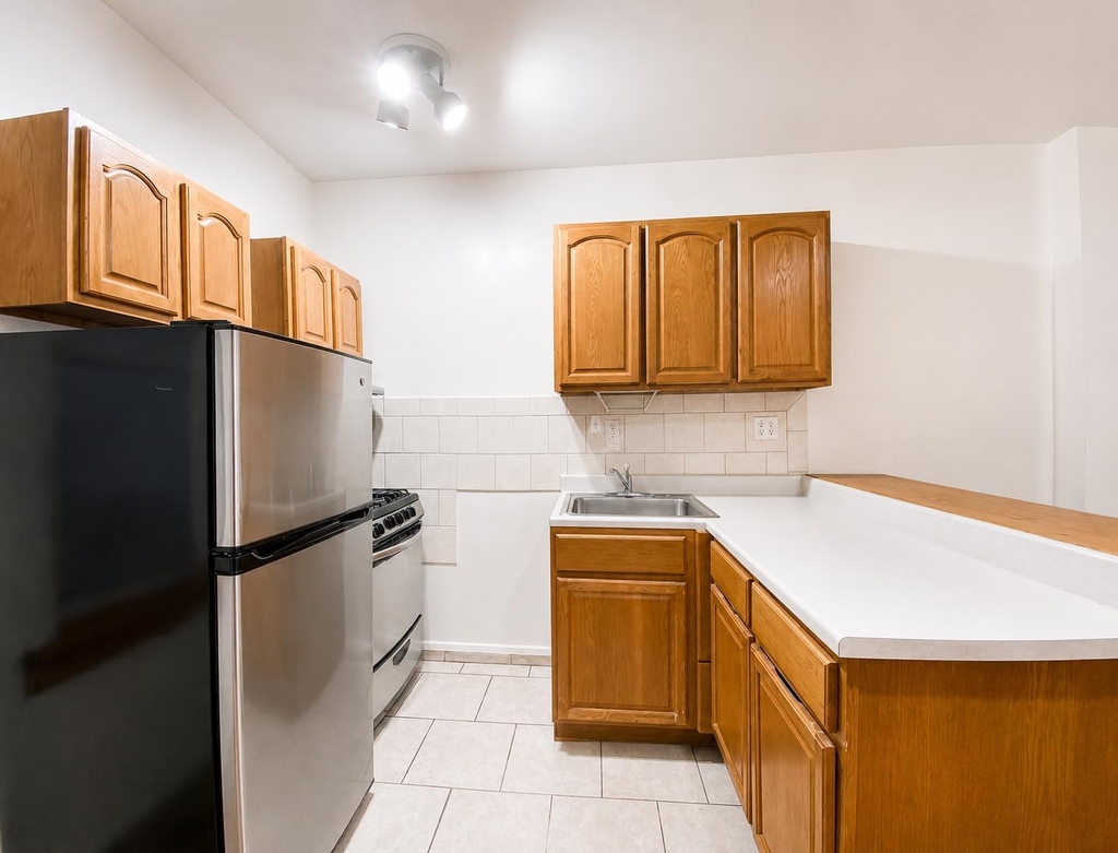 707 West 171st Street - Photo 8