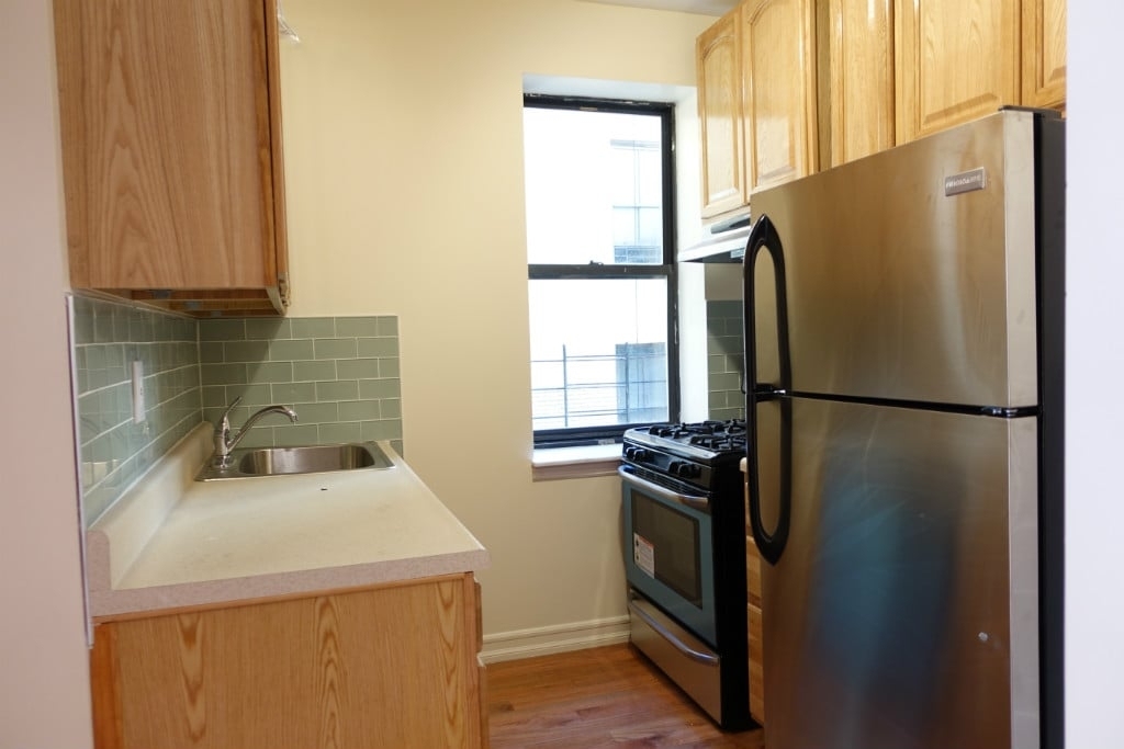 715 West 172nd Street - Photo 4