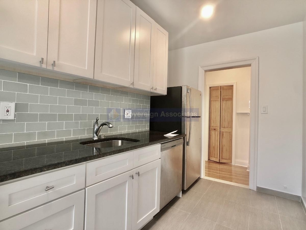 175 Pinehurst Avenue - Photo 7