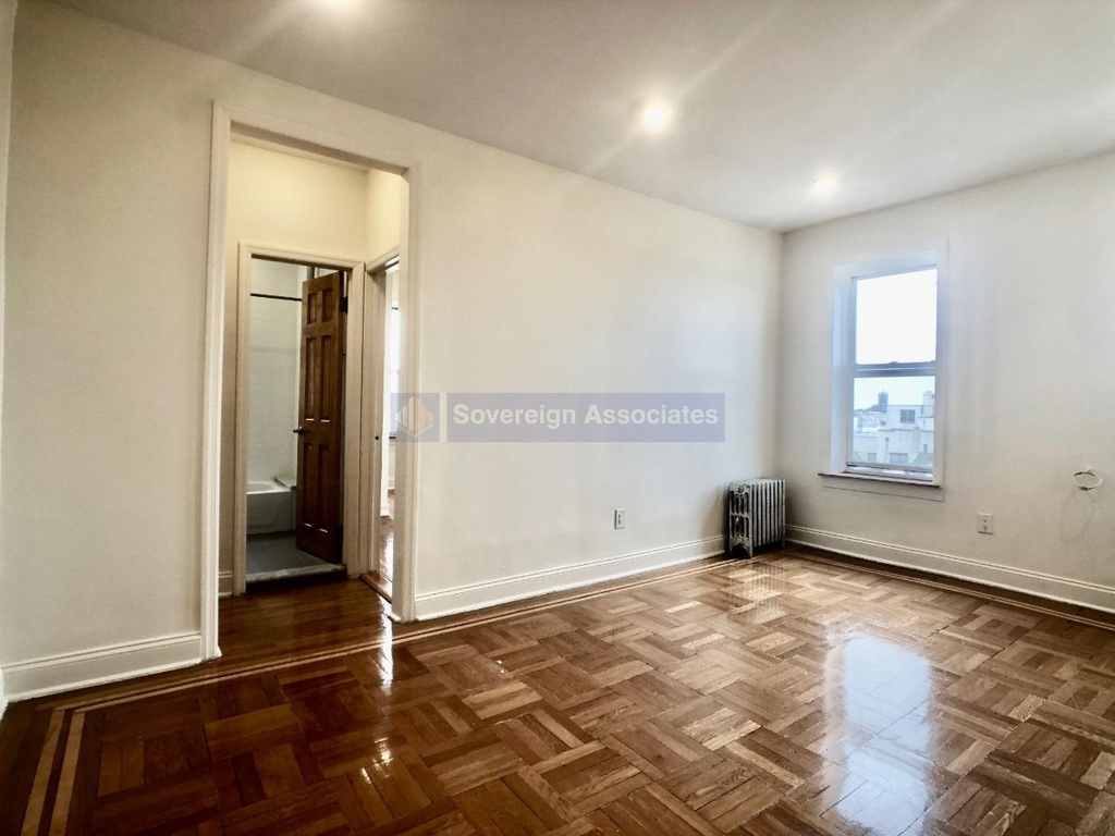 175 Pinehurst Avenue - Photo 0