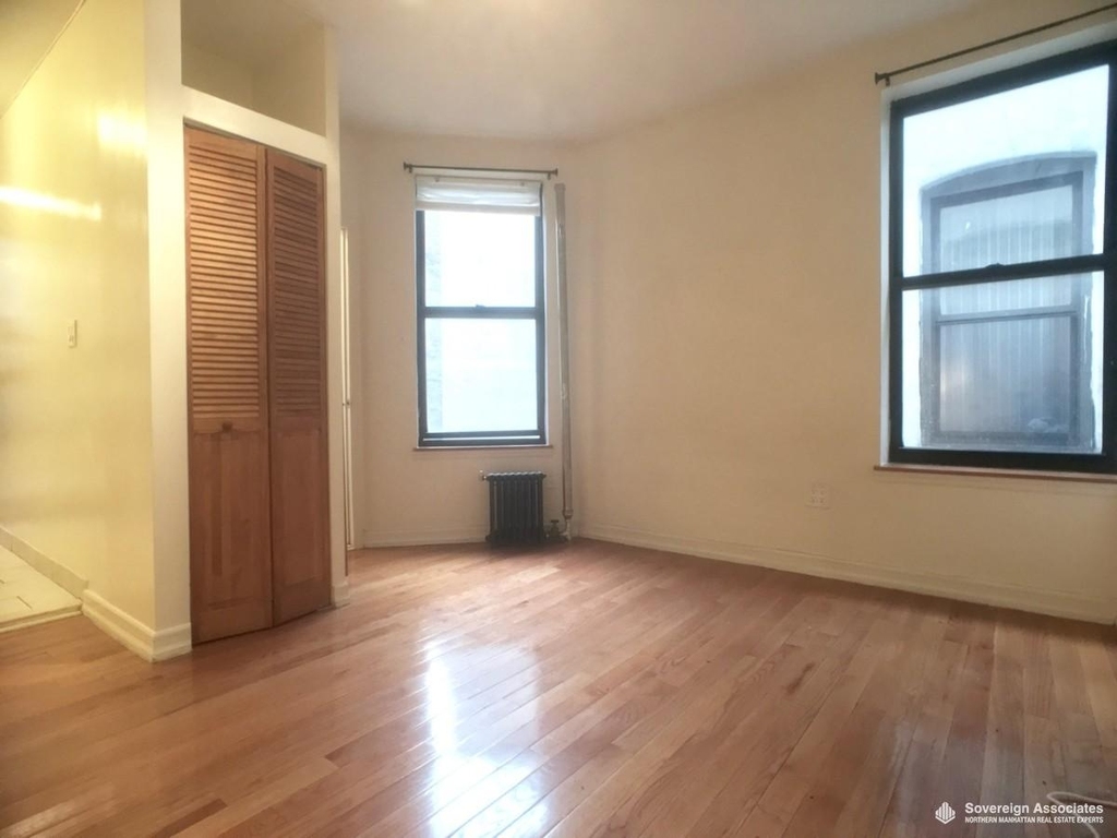 3133 Broadway - Photo 0